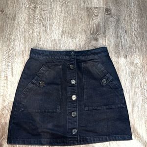 💛$7 if bundle-Forever 21 Women's Black Skirt